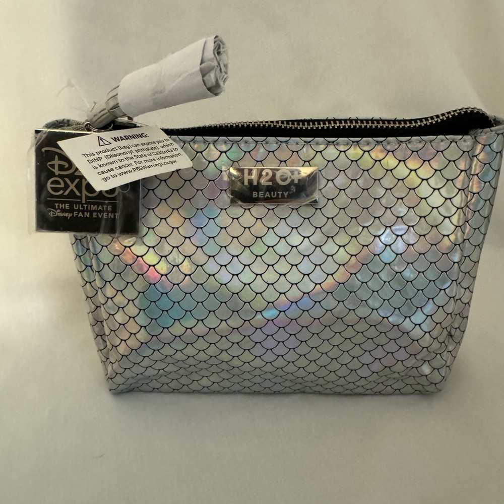 Disney H20+ Beauty Mermaid Silver Bag Expo
